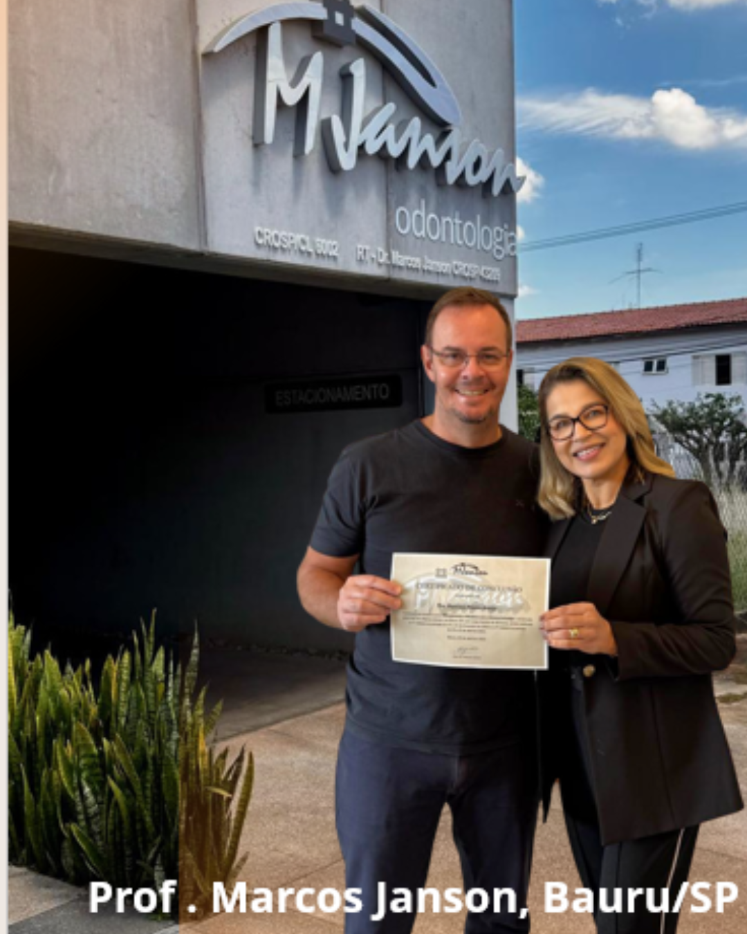 Profa. Hyonaya com Prof. Marcos Janson, Bauru, SP